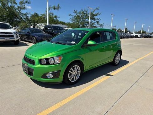 Used 2014 Chevrolet Sonic LT w/ LT Spring Promotional Package FWD image 3