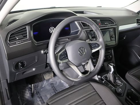 Used 2024 Volkswagen Tiguan S image 25