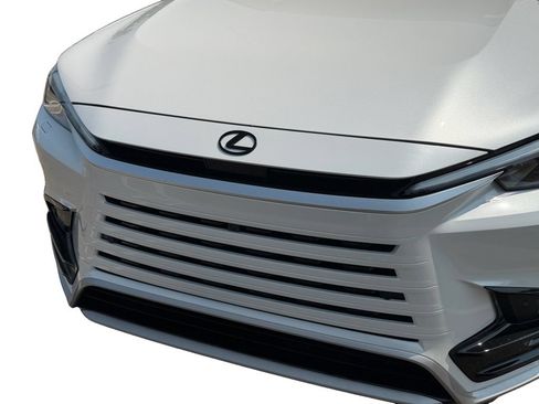 New 2026 Lexus TX 500h AWD image 32
