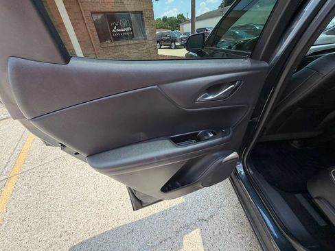 Used 2019 Chevrolet Blazer Premier w/ Sun and Wheels Package AWD/4WD image 16