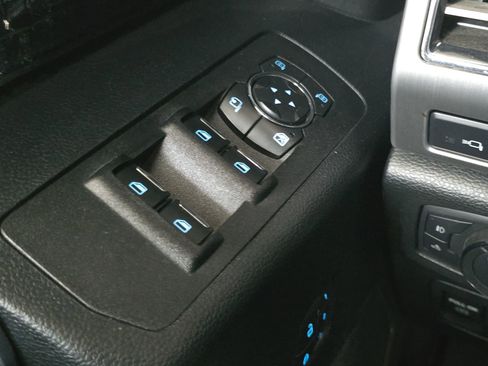 Used 2019 Ford F150 Platinum image 13