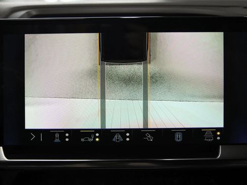 Used 2025 Chevrolet Silverado 2500 High Country w/ Technology Package image 16