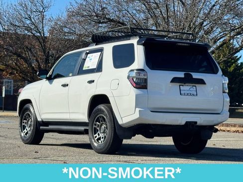 Used 2020 Toyota 4Runner SR5 image 6