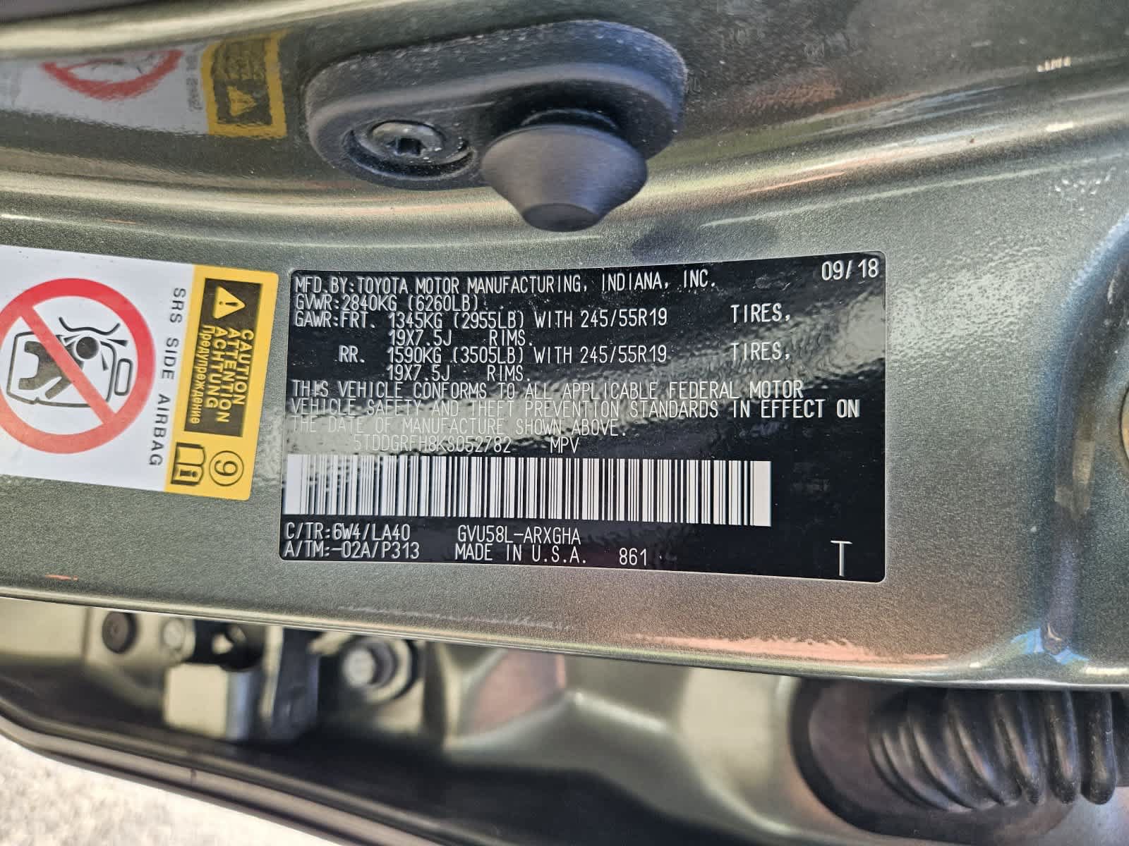 Used 2019 Toyota Highlander Limited Platinum w/ Carpet Mat Package (TMS) AWD/4WD image 33