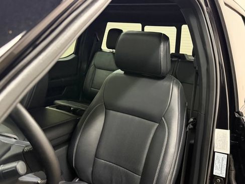 Used 2025 Ford F150 Lariat AWD/4WD image 47
