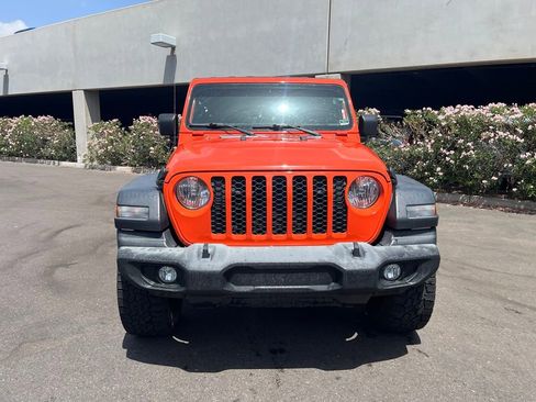 Used 2020 Jeep Gladiator Sport w/ Quick Order Package 24S AWD/4WD image 5