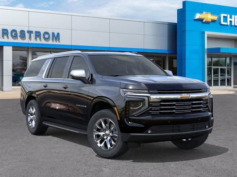 New 2026 Chevrolet Suburban Premier image 7