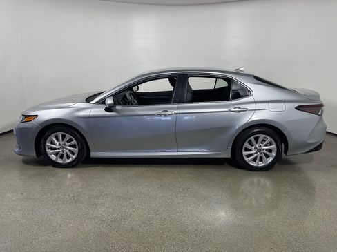Certified 2023 Toyota Camry LE FWD image 6