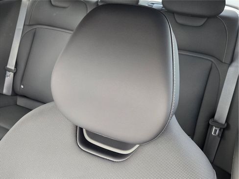 Used 2025 Lucid Air Touring AWD/4WD image 22