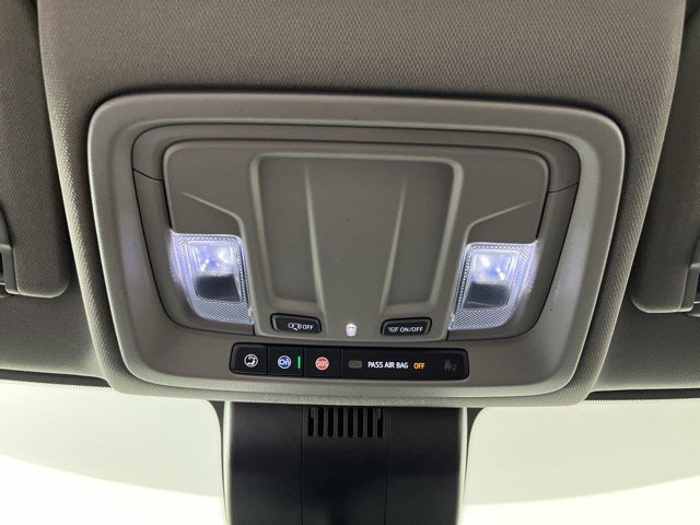 Used 2023 Chevrolet Silverado 1500 LT AWD/4WD image 31
