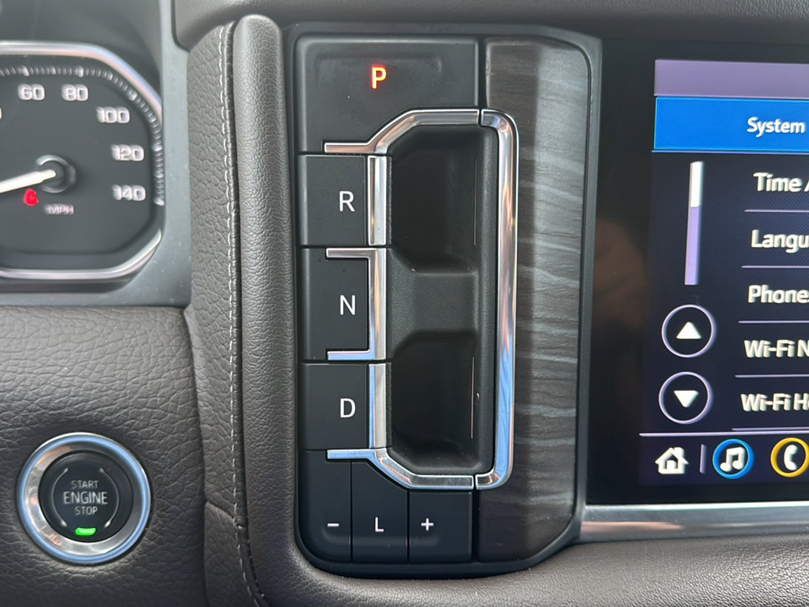 Used 2021 GMC Yukon Denali w/ Denali Ultimate Package AWD/4WD image 40