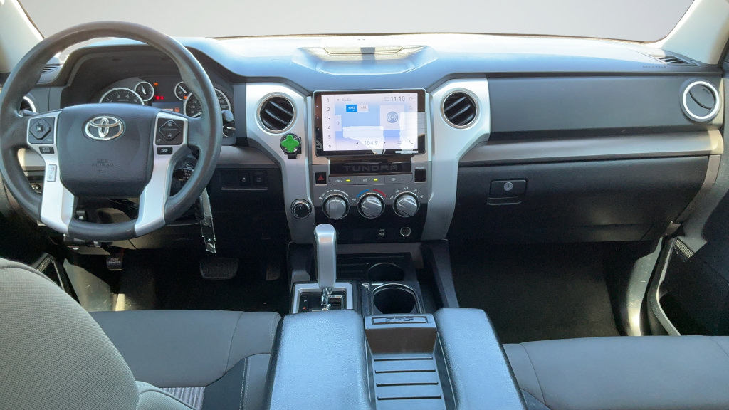 Used 2015 Toyota Tundra SR5 w/ SR5 Upgrade Package AWD/4WD image 7