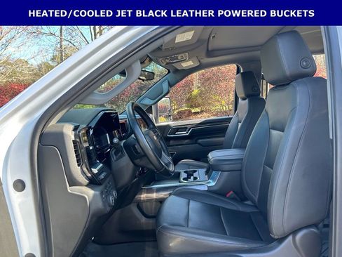 Used 2024 Chevrolet Silverado 2500 LTZ w/ LTZ Premium Package image 6