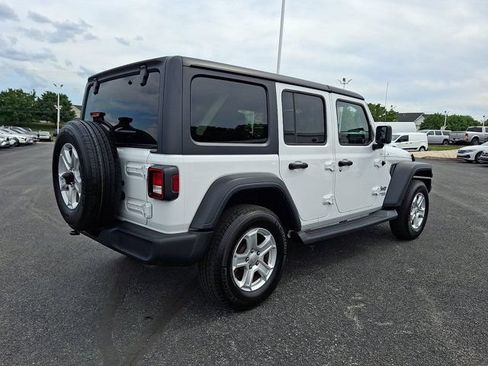Used 2018 Jeep Wrangler Unlimited Sport S AWD/4WD image 8