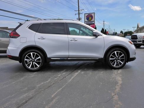 Used 2020 Nissan Rogue SL w/ Premium Package FWD image 4