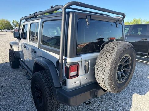 Used 2023 Jeep Wrangler Unlimited Sport AWD/4WD image 4