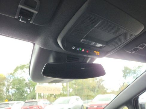 New 2025 Chevrolet Equinox EV RS image 35