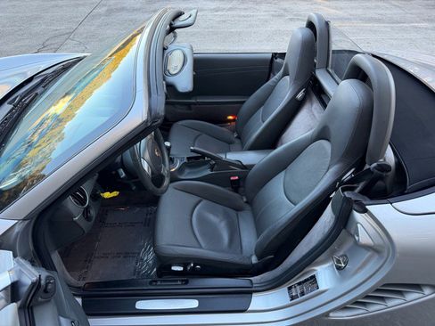 Used 2006 Porsche Boxster S image 16