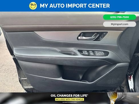 Used 2025 Nissan Murano Platinum w/ Cargo Package AWD/4WD image 9