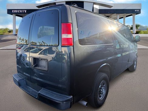 Used 2018 Chevrolet Express 2500 LT w/ LT Preferred Equipment Group image 2