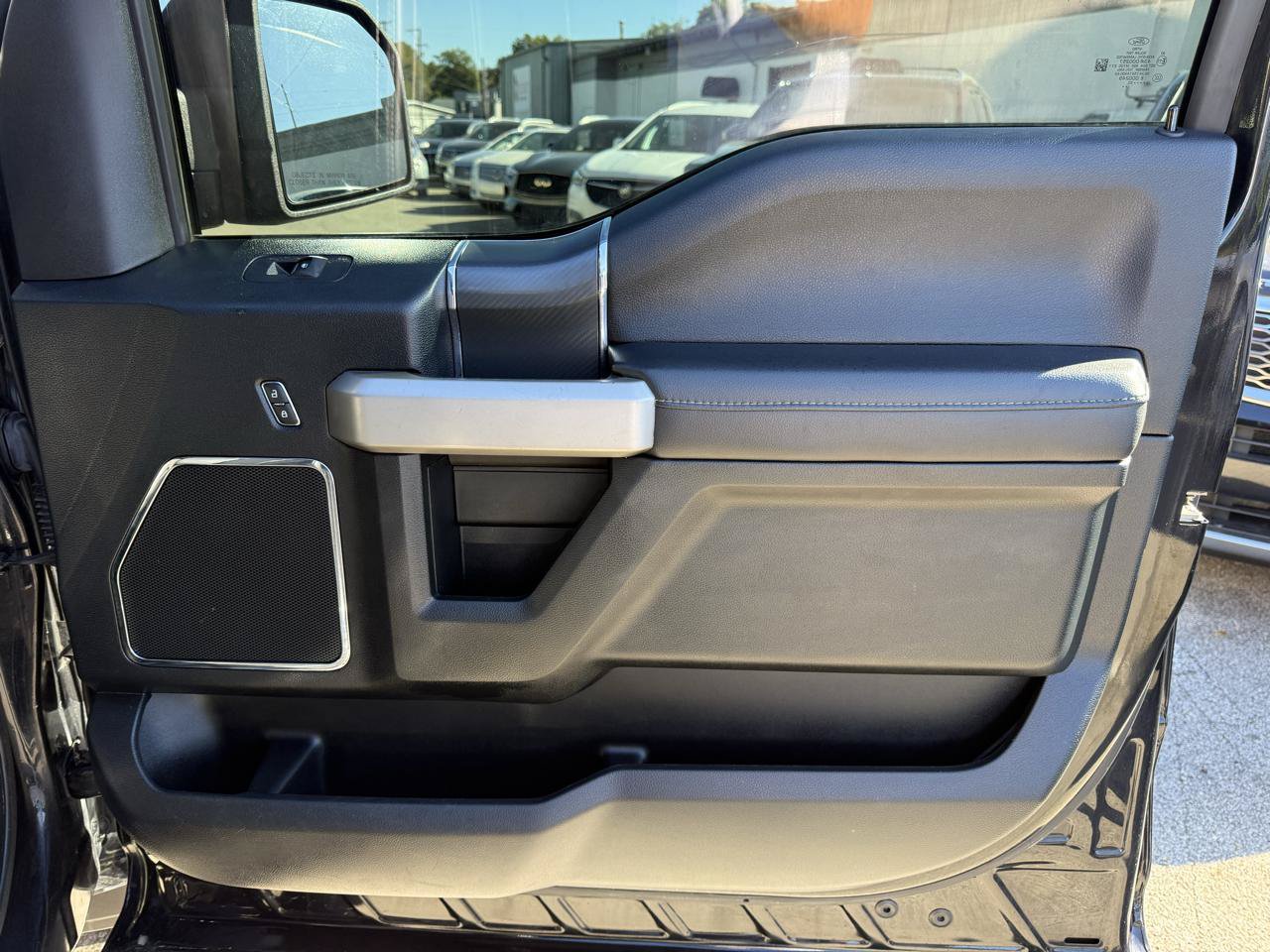 Used 2020 Ford F150 Lariat w/ Equipment Group 502A Luxury AWD/4WD image 38
