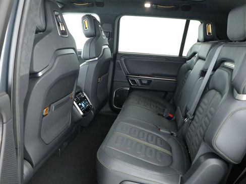 Used 2023 Rivian R1S Adventure image 21