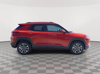 New 2026 Chevrolet TrailBlazer LT w/ Convenience Package AWD/4WD video 2