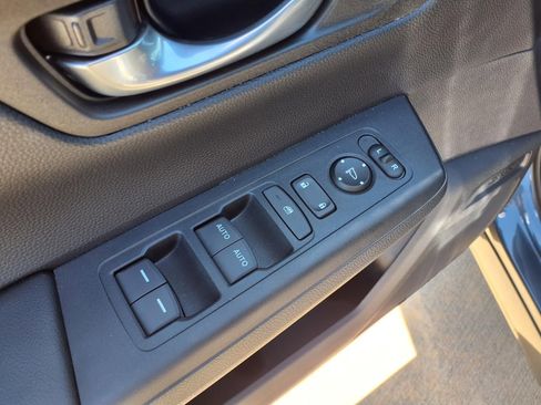 Used 2025 Honda CR-V Sport image 23