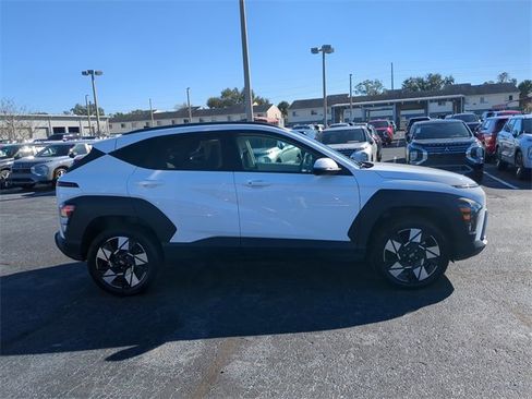 Used 2024 Hyundai Kona SEL image 5