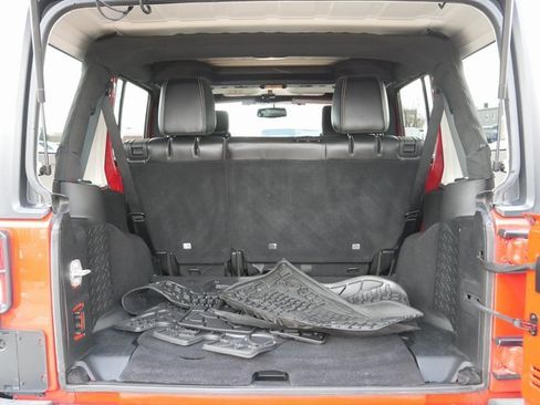 Used 2016 Jeep Wrangler Unlimited Sport image 12