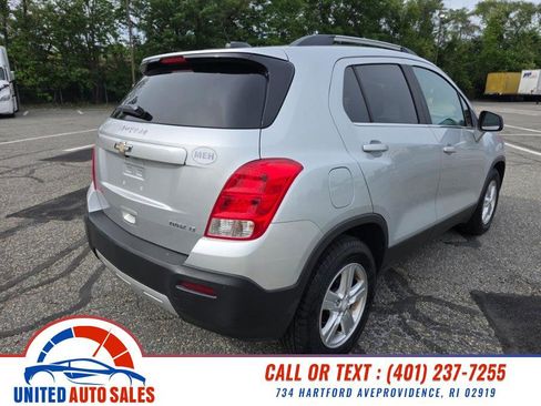 Used 2016 Chevrolet Trax LT FWD image 5