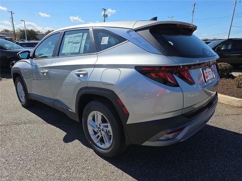 New 2026 Hyundai Tucson SE image 8