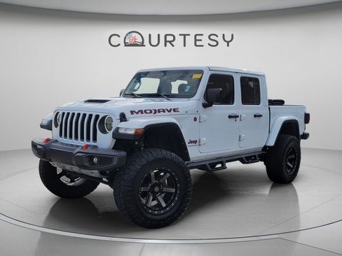 Used 2023 Jeep Gladiator Mojave w/ Trailer Tow Package AWD/4WD image 1