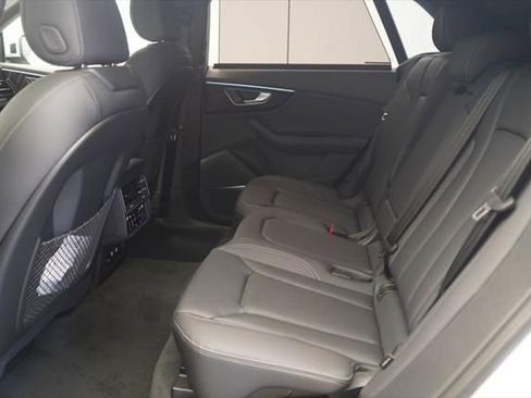 New 2026 Audi Q8 Premium Plus image 7