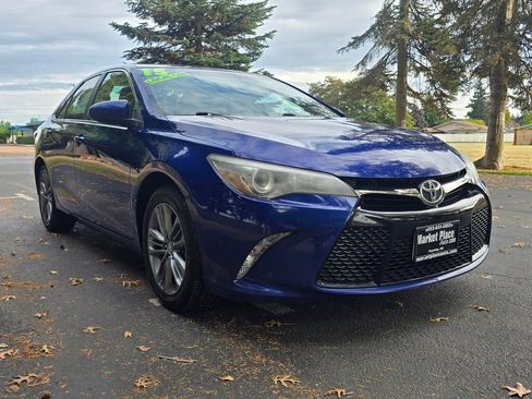 Used 2015 Toyota Camry SE image 8