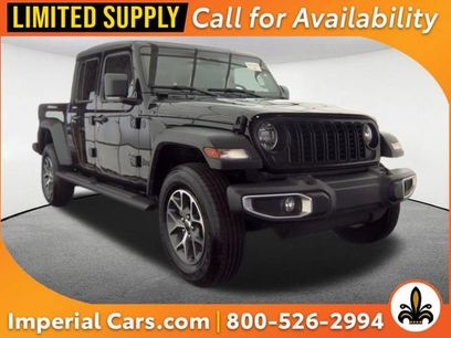 Used 2025 Jeep Gladiator Sport