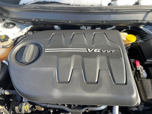 Used 2016 Jeep Cherokee Limited image 49