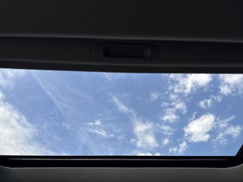 New 2025 GMC Sierra 2500 Denali w/ Denali Reserve Package image 27