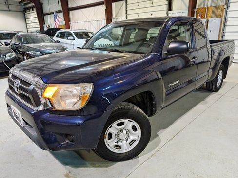 Used 2012 Toyota Tacoma 2WD Access Cab image 1