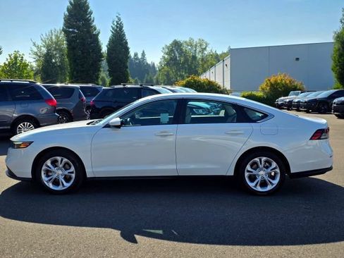 Used 2023 Honda Accord LX image 4