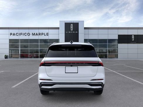 New 2026 Lincoln Nautilus Reserve w/ Jet Appearance Package image 5