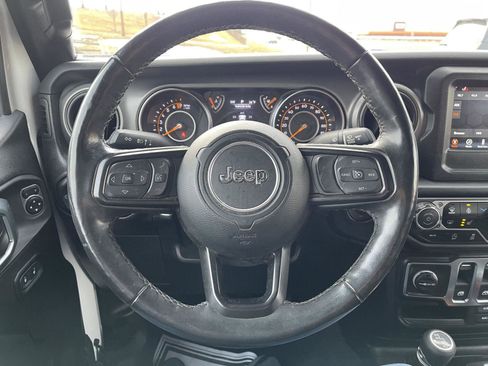 Used 2022 Jeep Wrangler Sport S image 6
