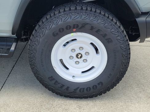 New 2026 Ford Bronco Heritage Edition AWD/4WD image 6