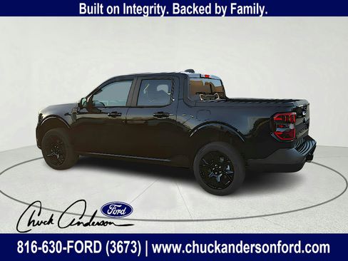 New 2025 Ford Maverick Lariat w/ Black Appearance Package image 5