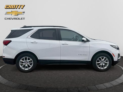 Used 2022 Chevrolet Equinox LT image 6