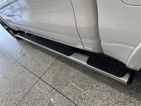 Used 2020 RAM 1500 Laramie image 16