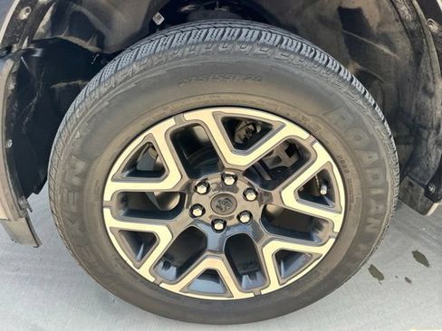 Used 2026 RAM 1500 Laramie AWD/4WD image 9