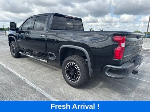 Used 2020 Chevrolet Silverado 2500 LTZ w/ Technology Package AWD/4WD image 12