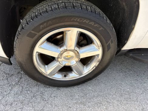 Used 2013 Chevrolet Suburban LT w/ All-Star Edition RWD image 16