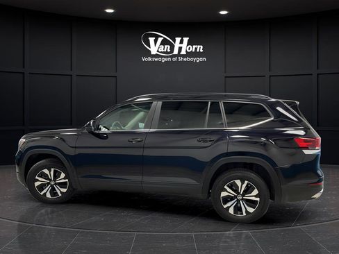 Used 2024 Volkswagen Atlas SE FWD image 4